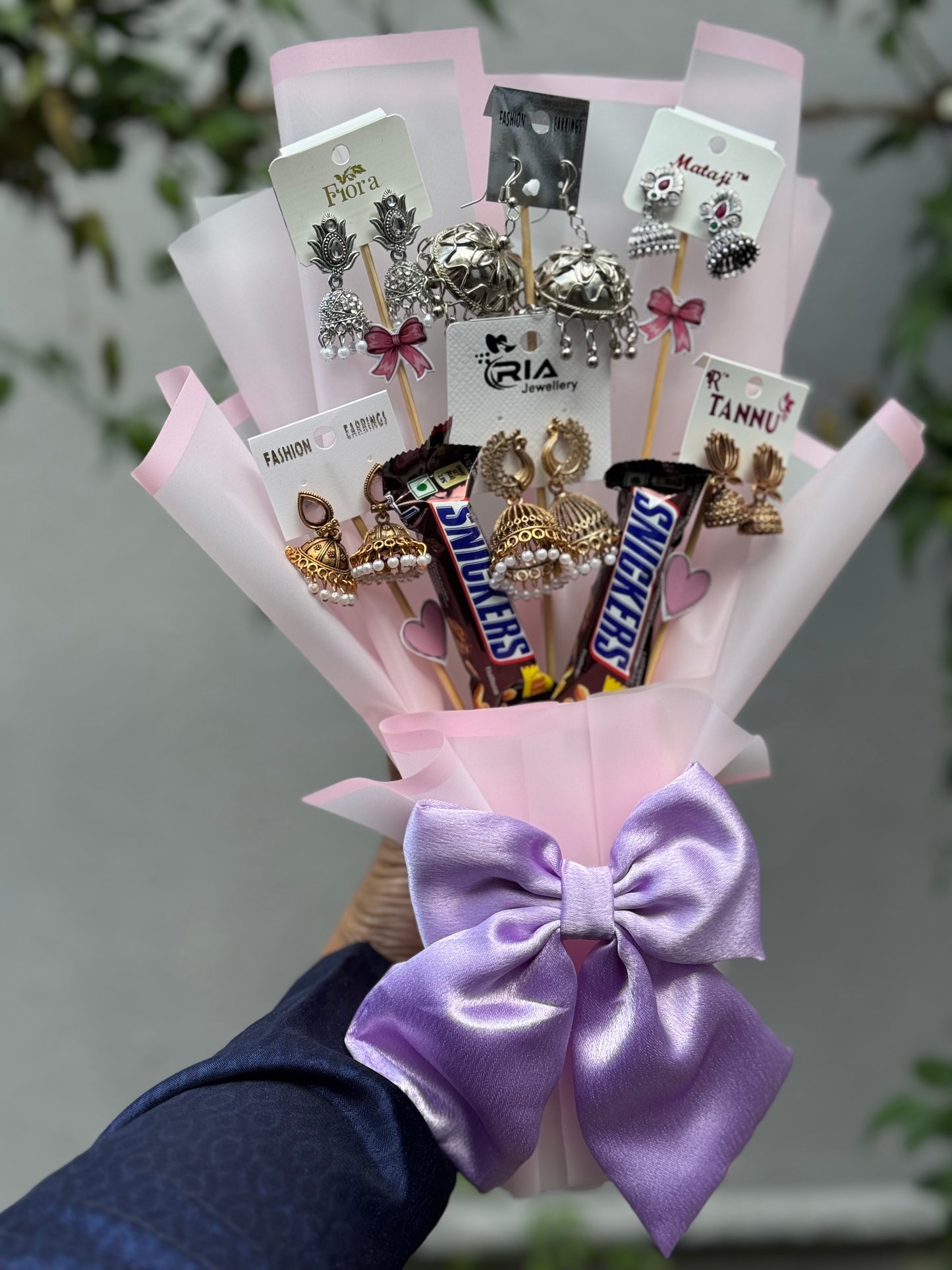 Jhumka bouquet