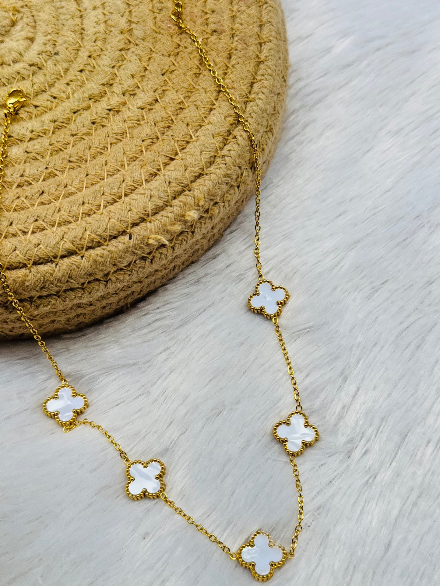 Clover Necklace