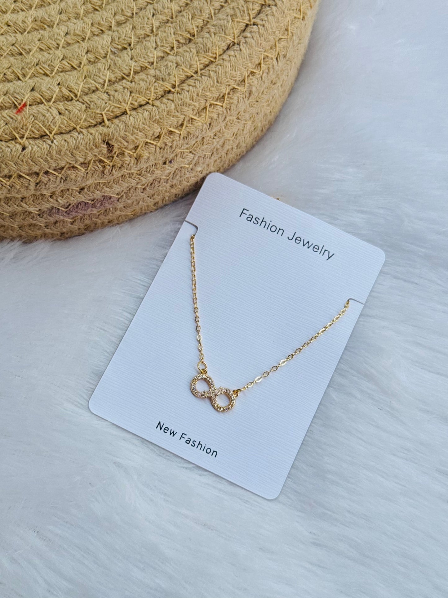 Forever necklace