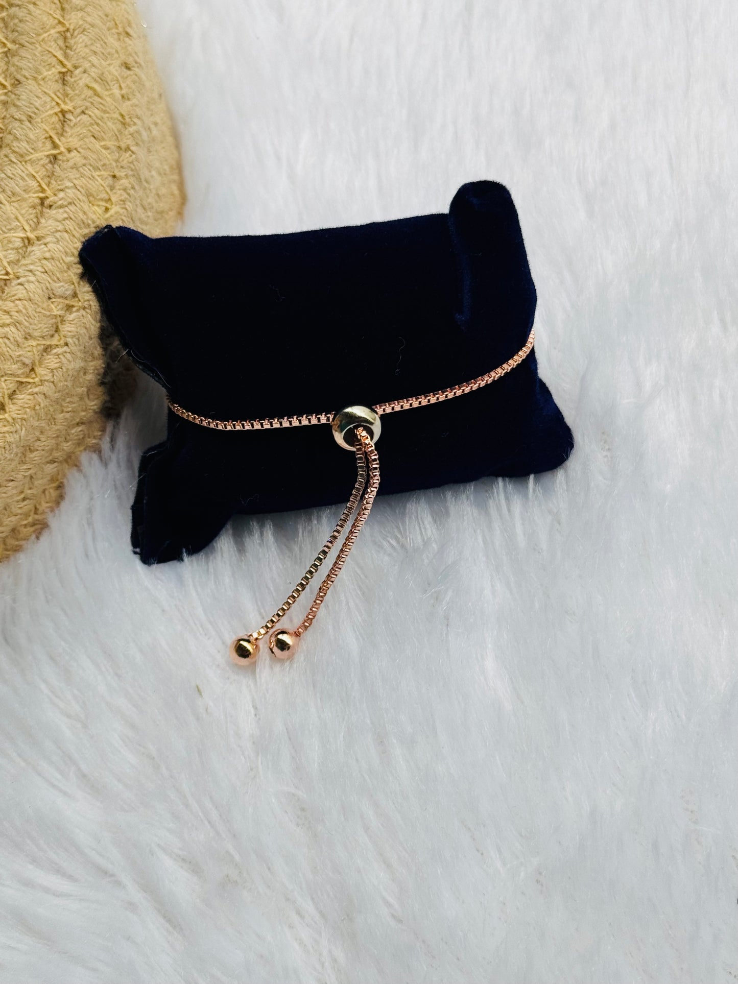 Tennis bracelet