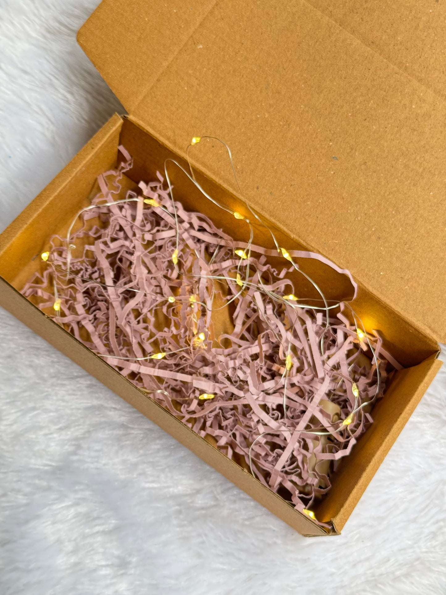 Add Light In Your Hamper