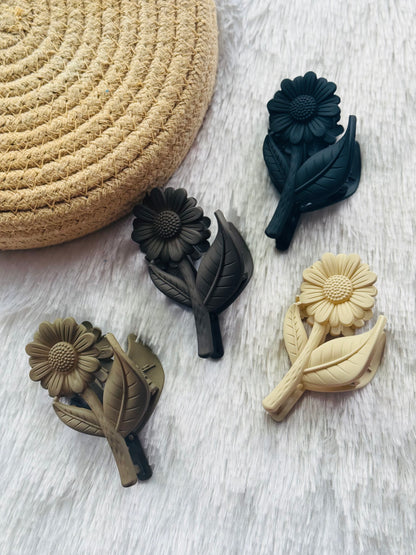 Sunflower Claw