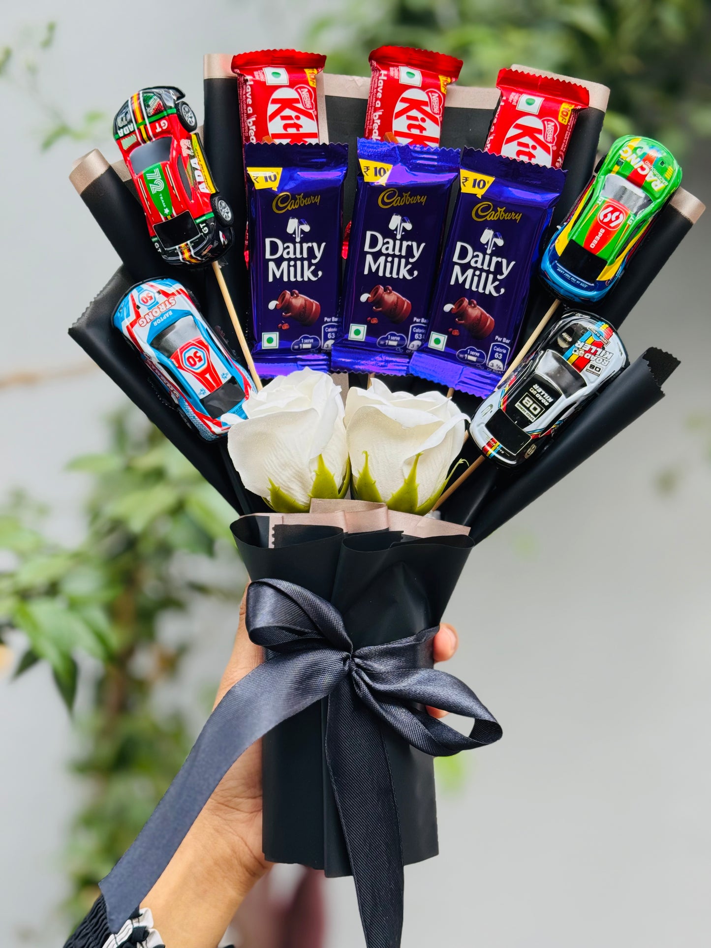 Pullup car bouquet