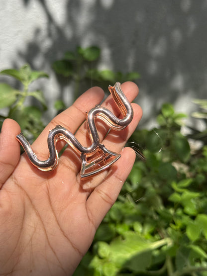 Zigzag Metal Claw
