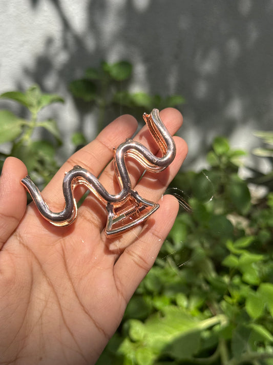 Zigzag Metal Claw