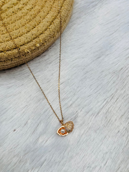 Shell pearl Pendent