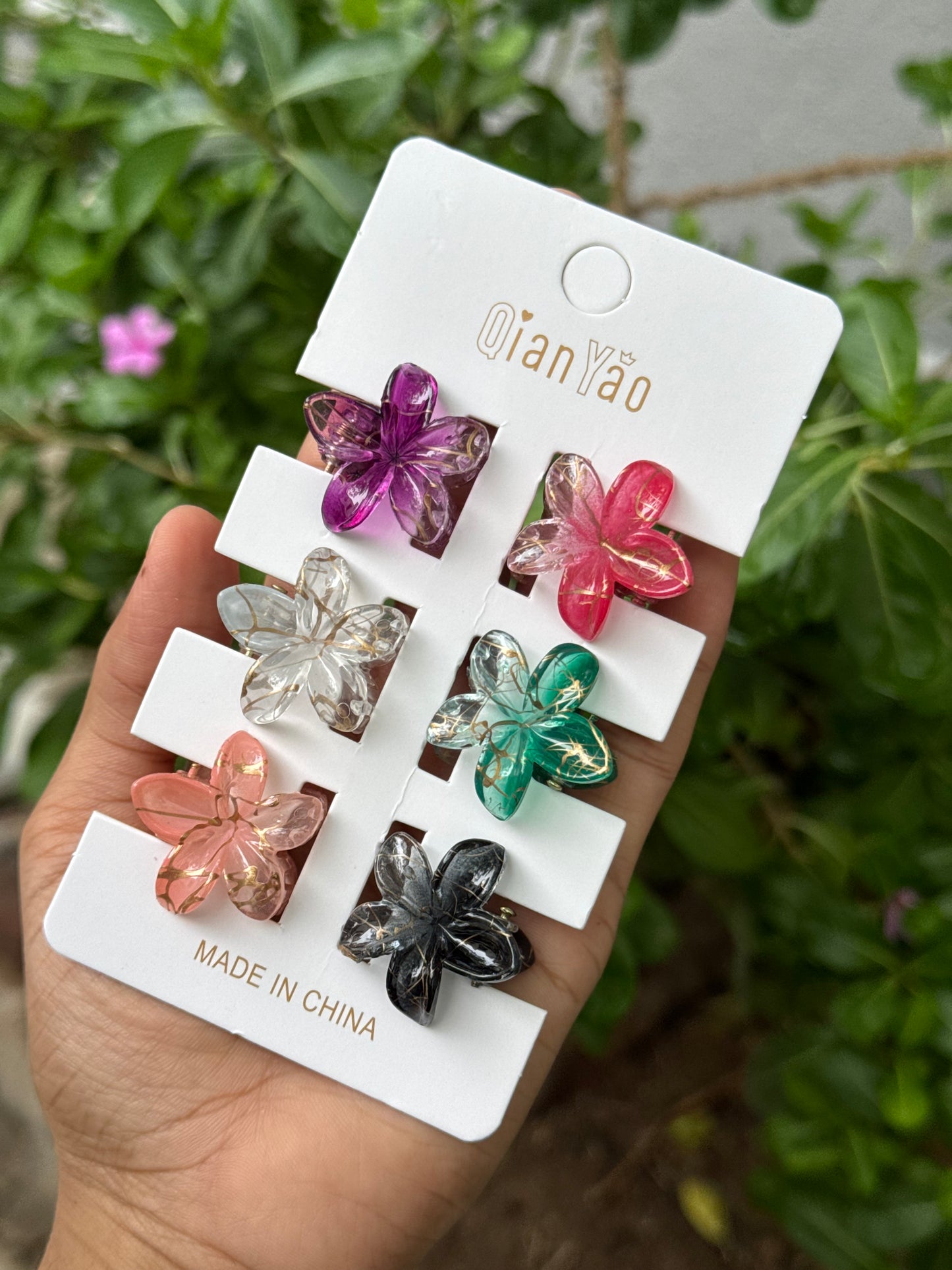 Mini cracker clips