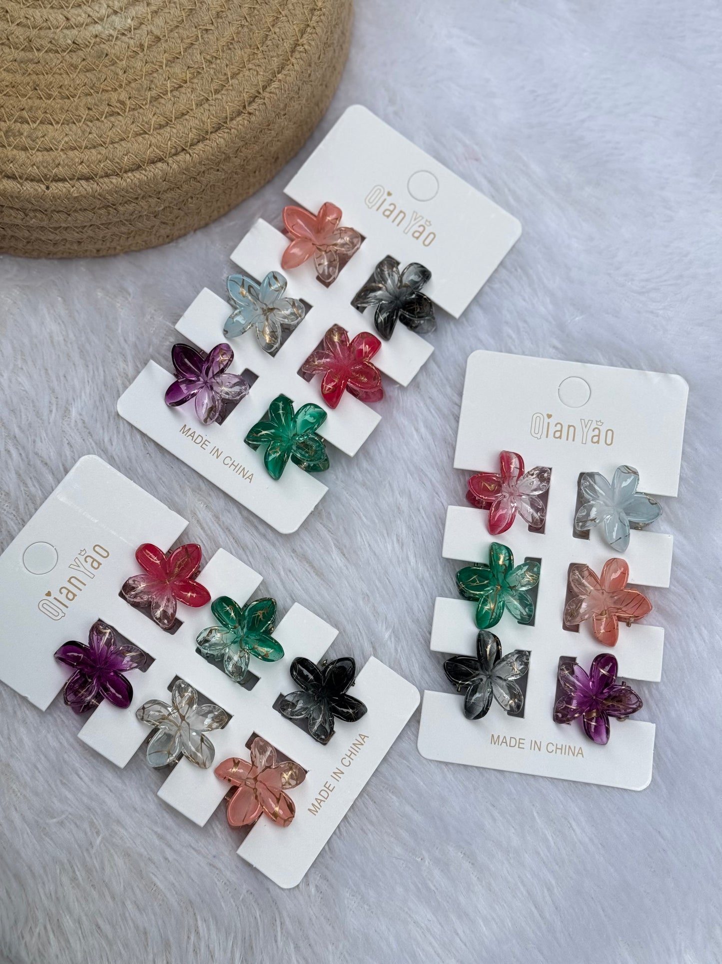 Mini cracker clips