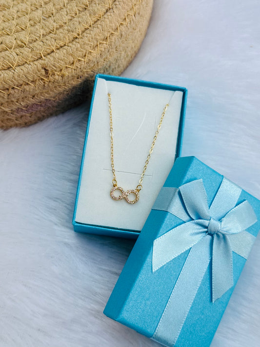 Forever necklace