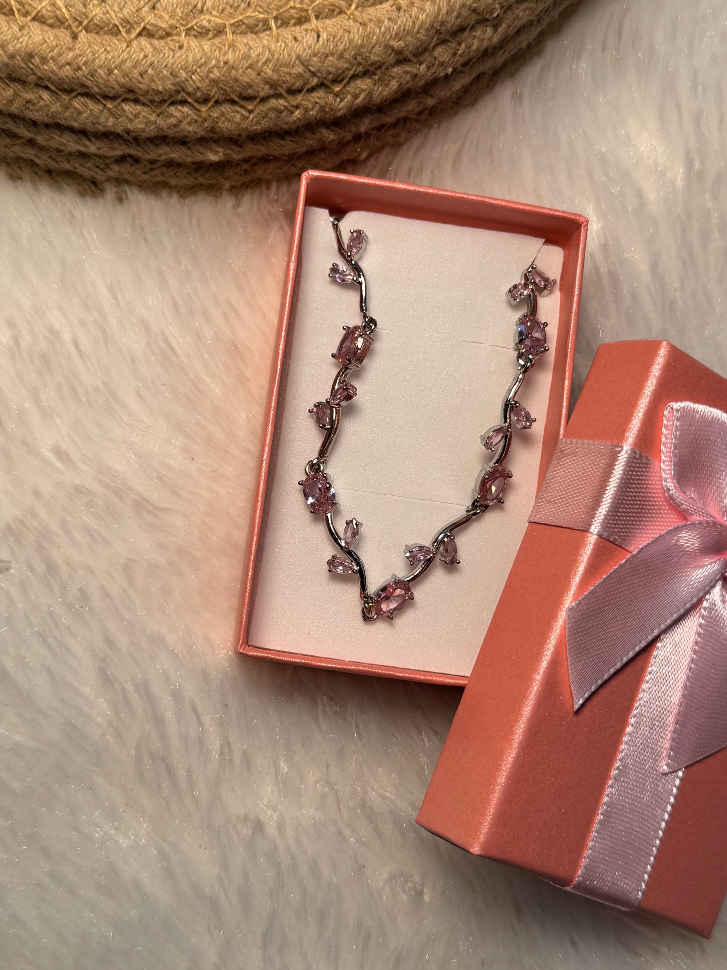 Tulip bracelet