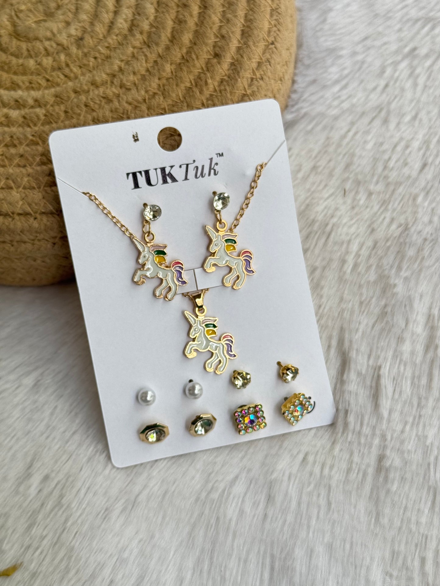 Pendent set