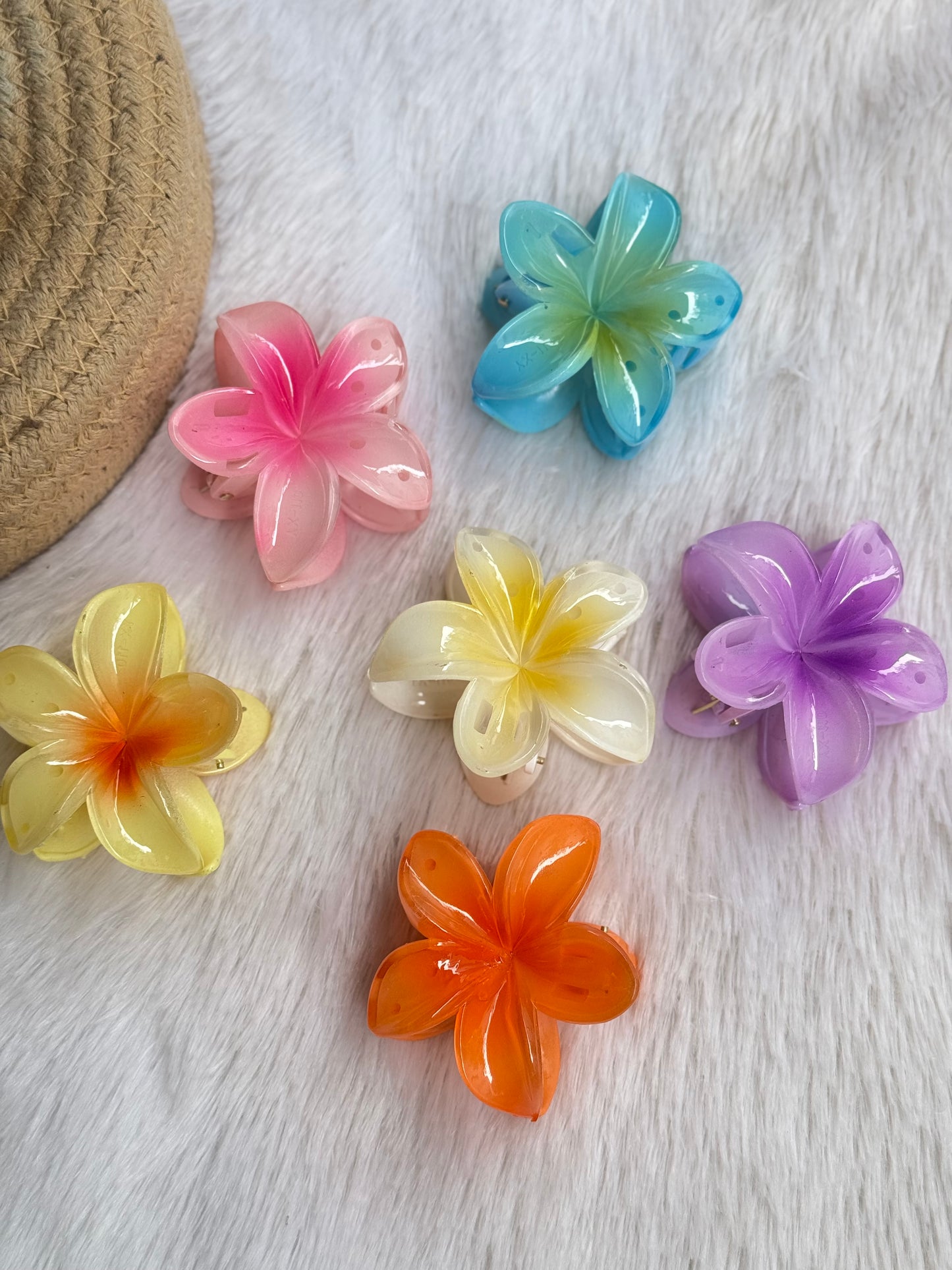 Medium Floral Claws