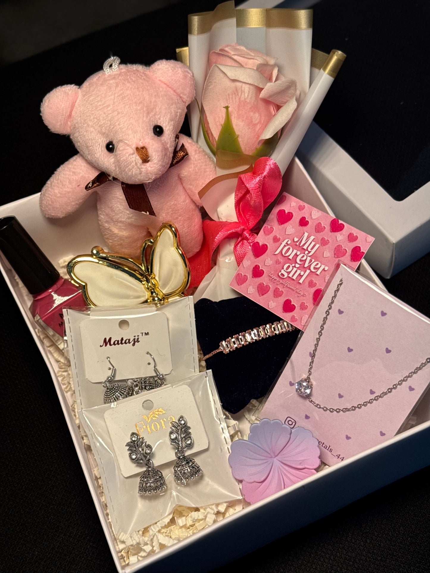 Girlfriend hamper