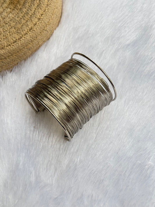 Bangle cuff