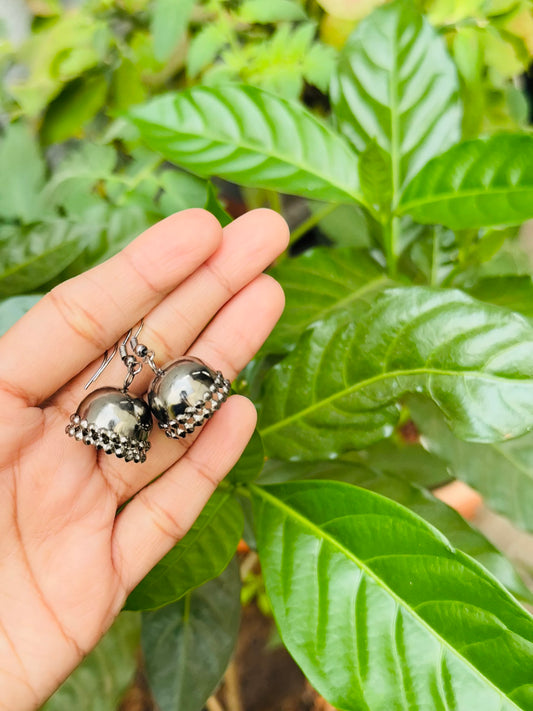 Plain jhumka